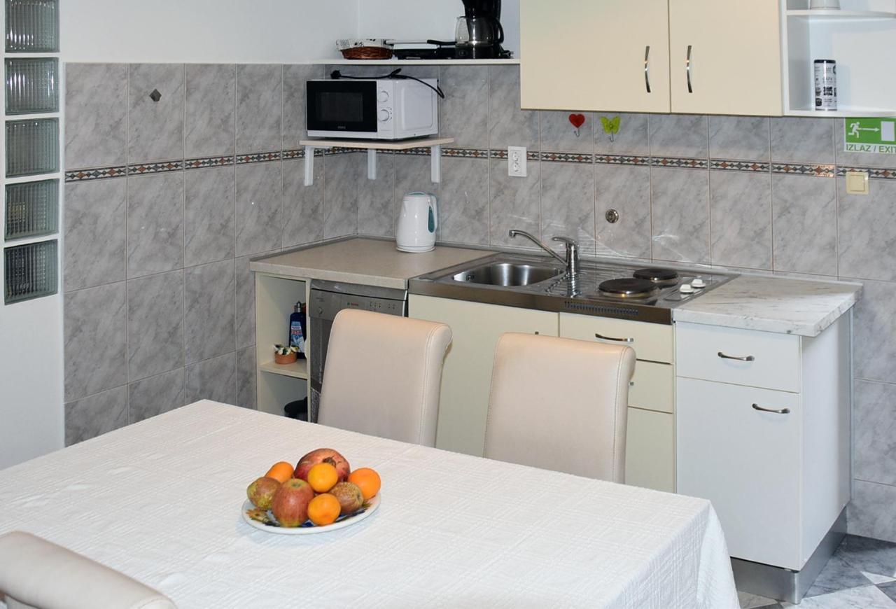 Apartments Villa White House Omis Luaran gambar